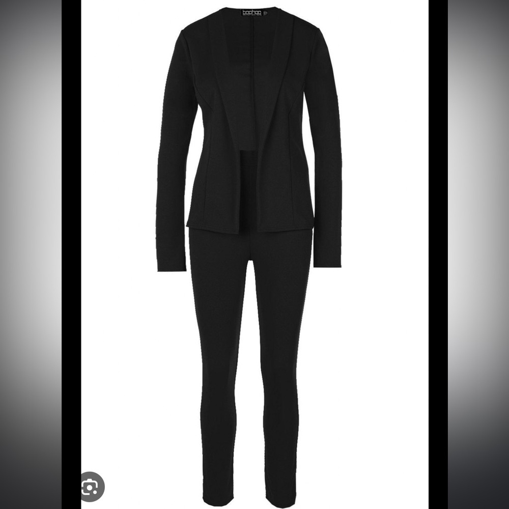 Boohoo Crepe Fitted Suit